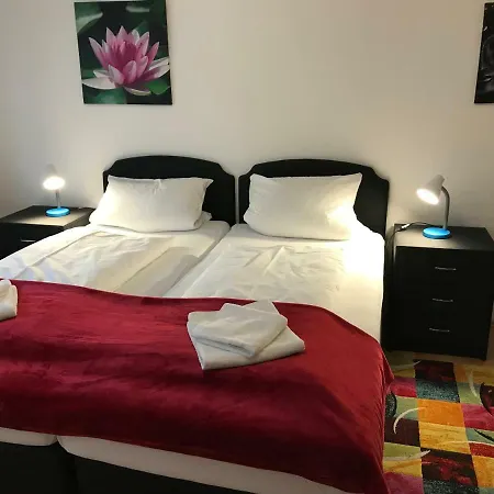 Berlin Hotel 3*