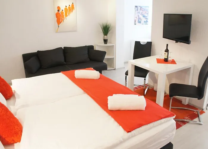 Berlin 3* שווצינגן